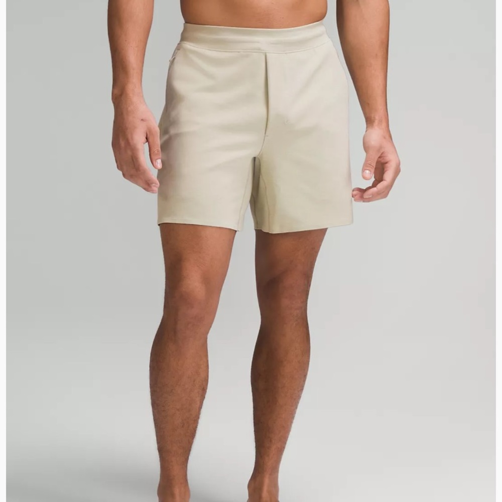 NWT Lululemon Balancer Short 7” size large